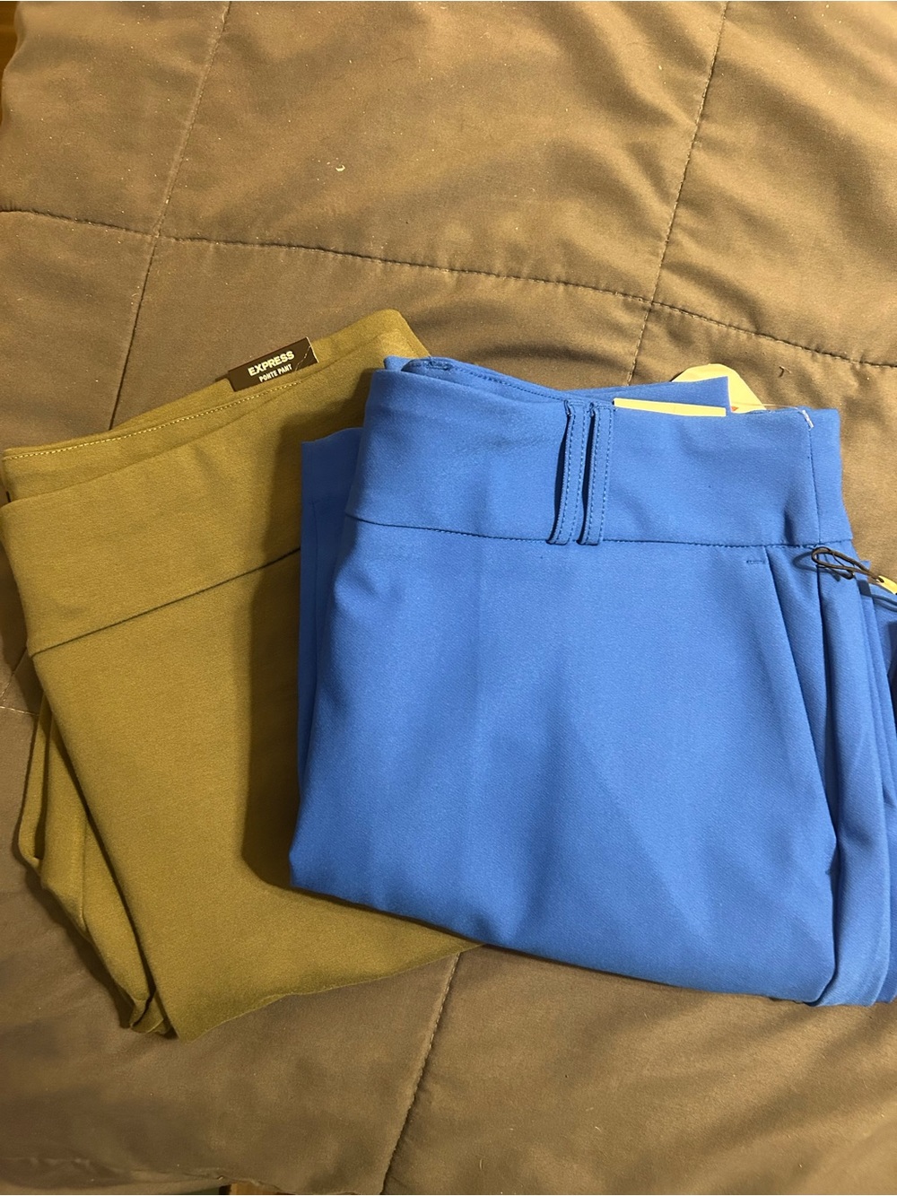 NWT Ankle Length Womens Pants Set